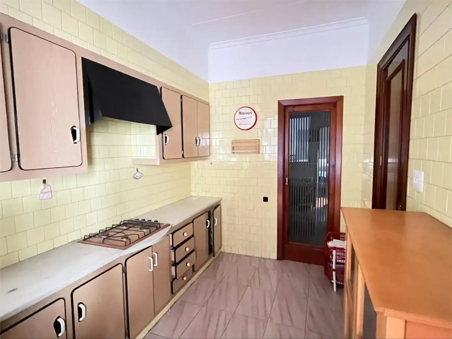Kitchen of Flat for sale in Corbera  with Balcony
