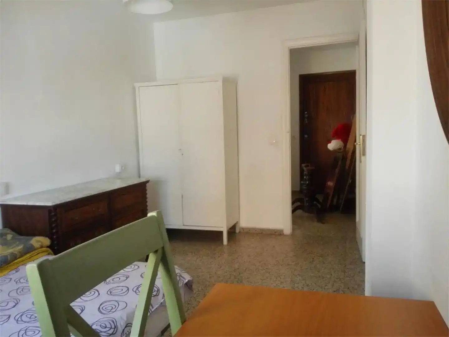 Bedroom of Flat for rent in Llevant