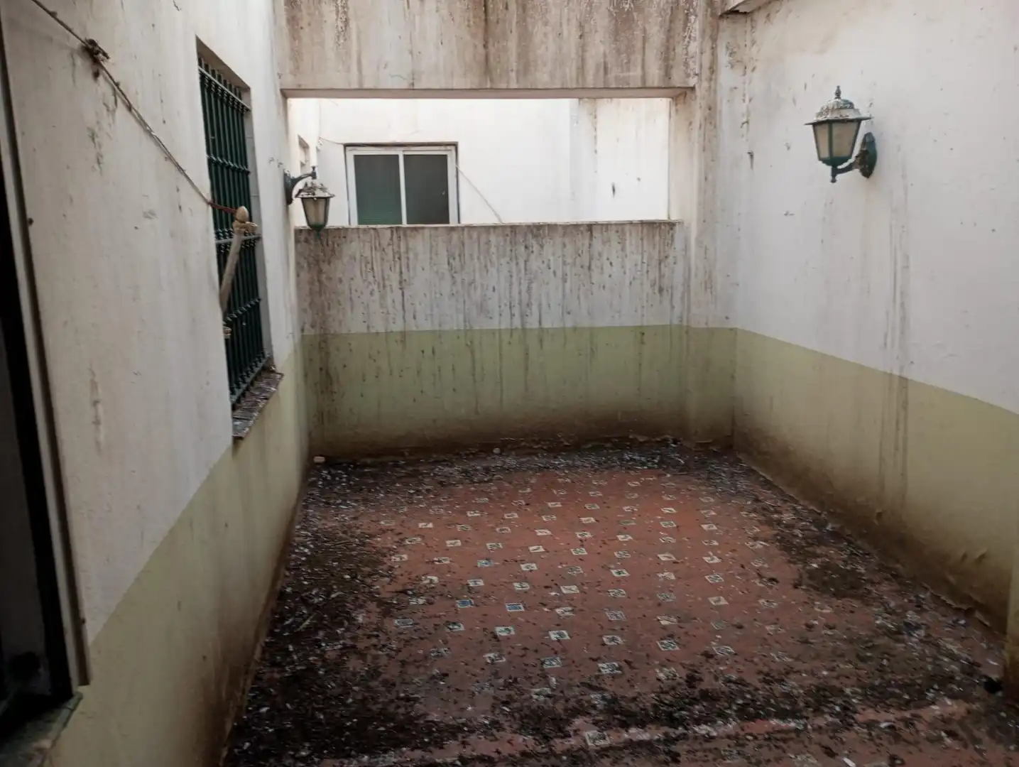 Wohnung zum Verkauf in Algeciras mit Terrasse und Balkon