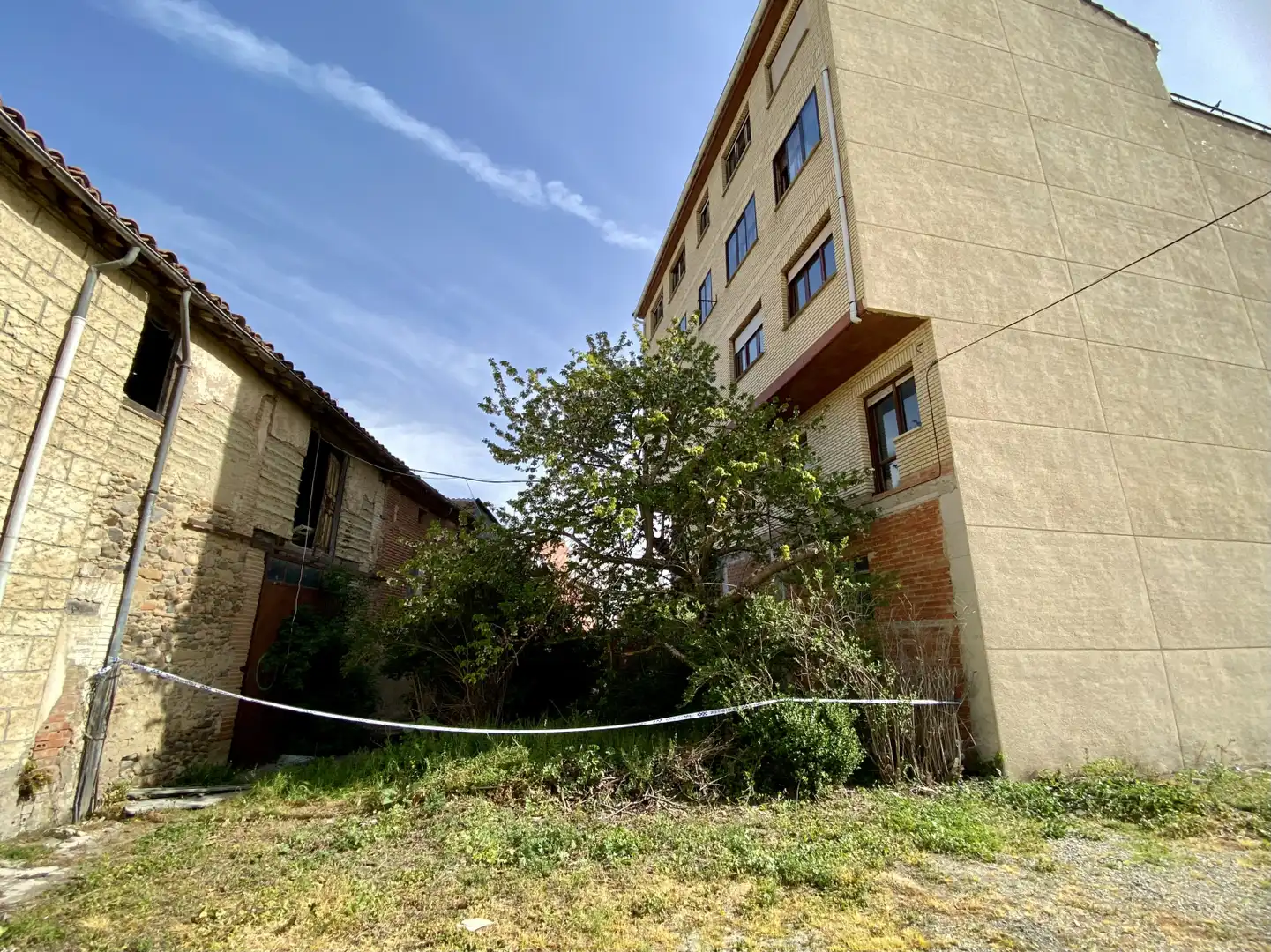 Altres amb ascensor en venda a Santo Domingo de la Calzada - CL SAN JERONIMO HERMOSILLA, imagen 3