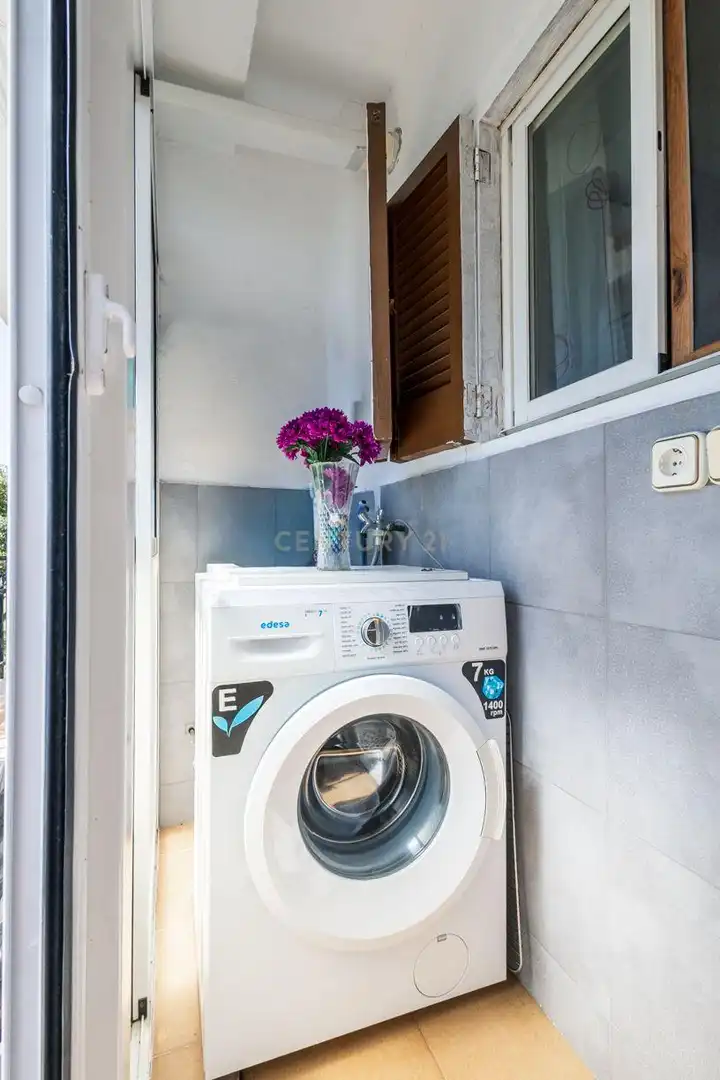 Balcony of Apartments for sale in El Vendrell  with Air Conditioner and Oven