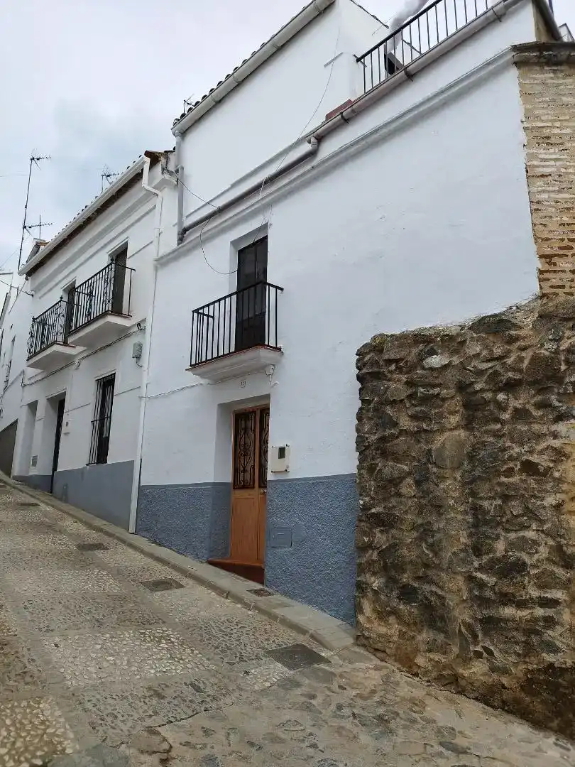 Vista exterior de Pis en venda en Aroche amb Aire condicionat, Moblat i Forn