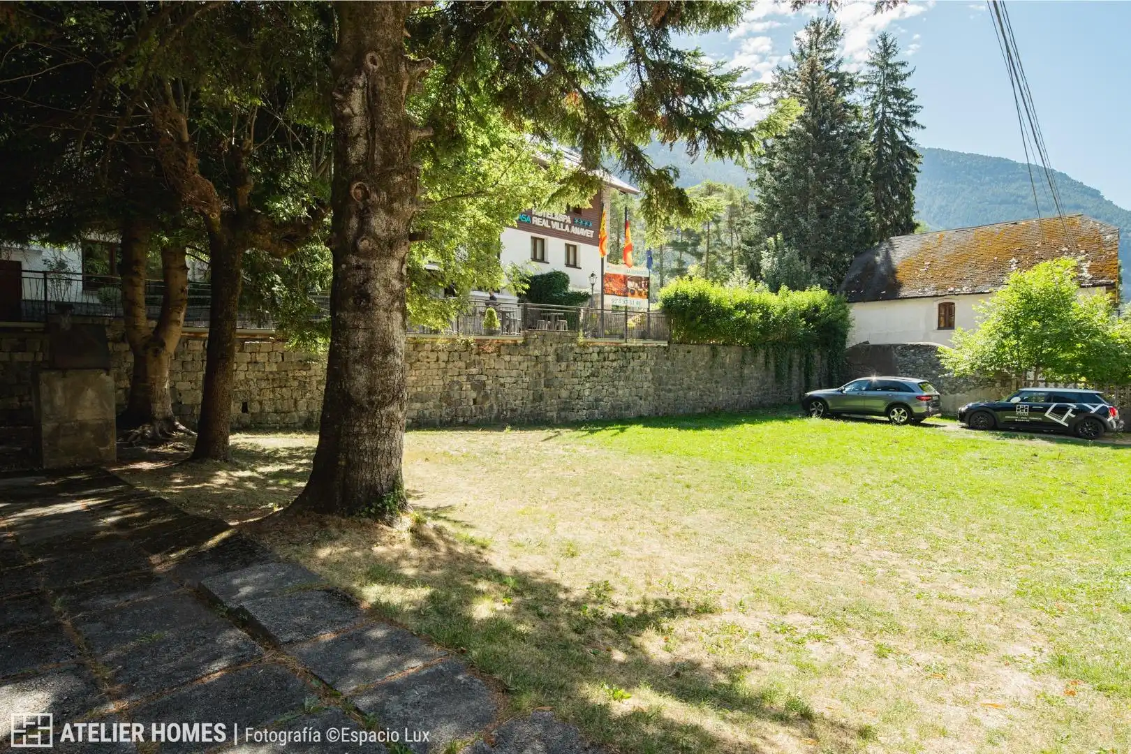Garden of Houses for sale in Canfranc, Huesca