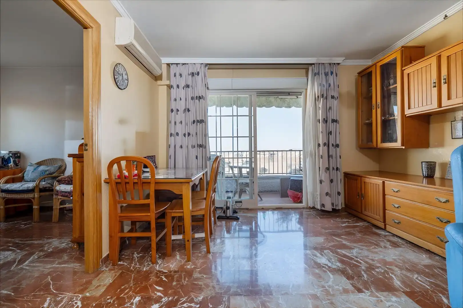 Dining room of Flat for sale in Granada  with Air Conditioner, Terrace and Alarm