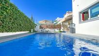 Swimming pool of House or chalet for sale in Marbella  with Air Conditioner, Heating and Private garden