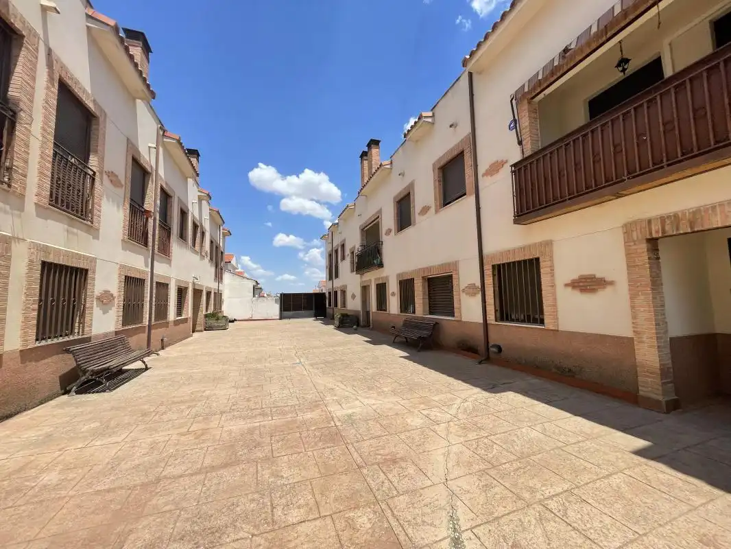Vista exterior de Dúplex en venta en Recas con Calefacción, Terraza y Trastero