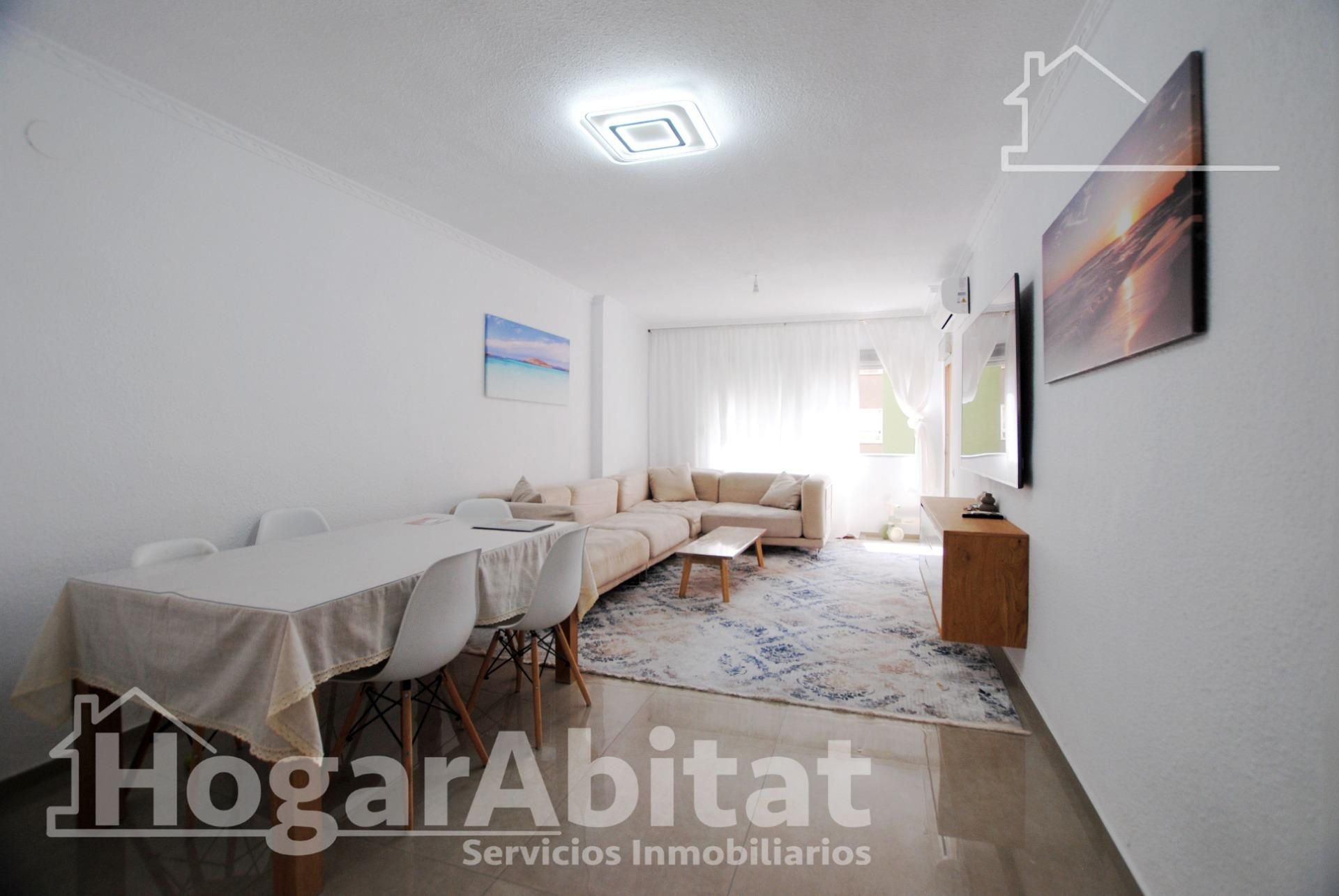 Sala d'estar de Pis en venda en Gandia amb Aire condicionat, Calefacció i Terrassa