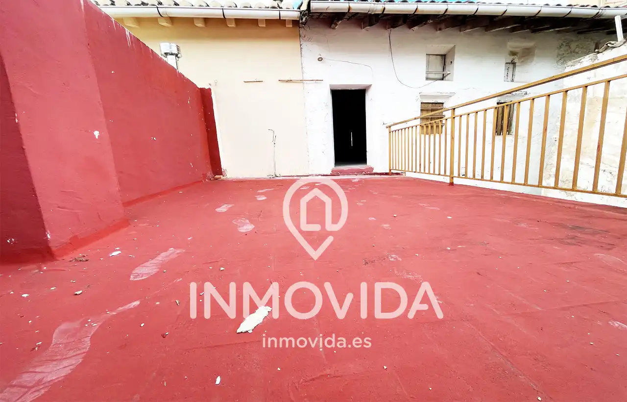 Vista exterior de Casa o xalet en venda en Xàtiva amb Terrassa, Traster i Moblat