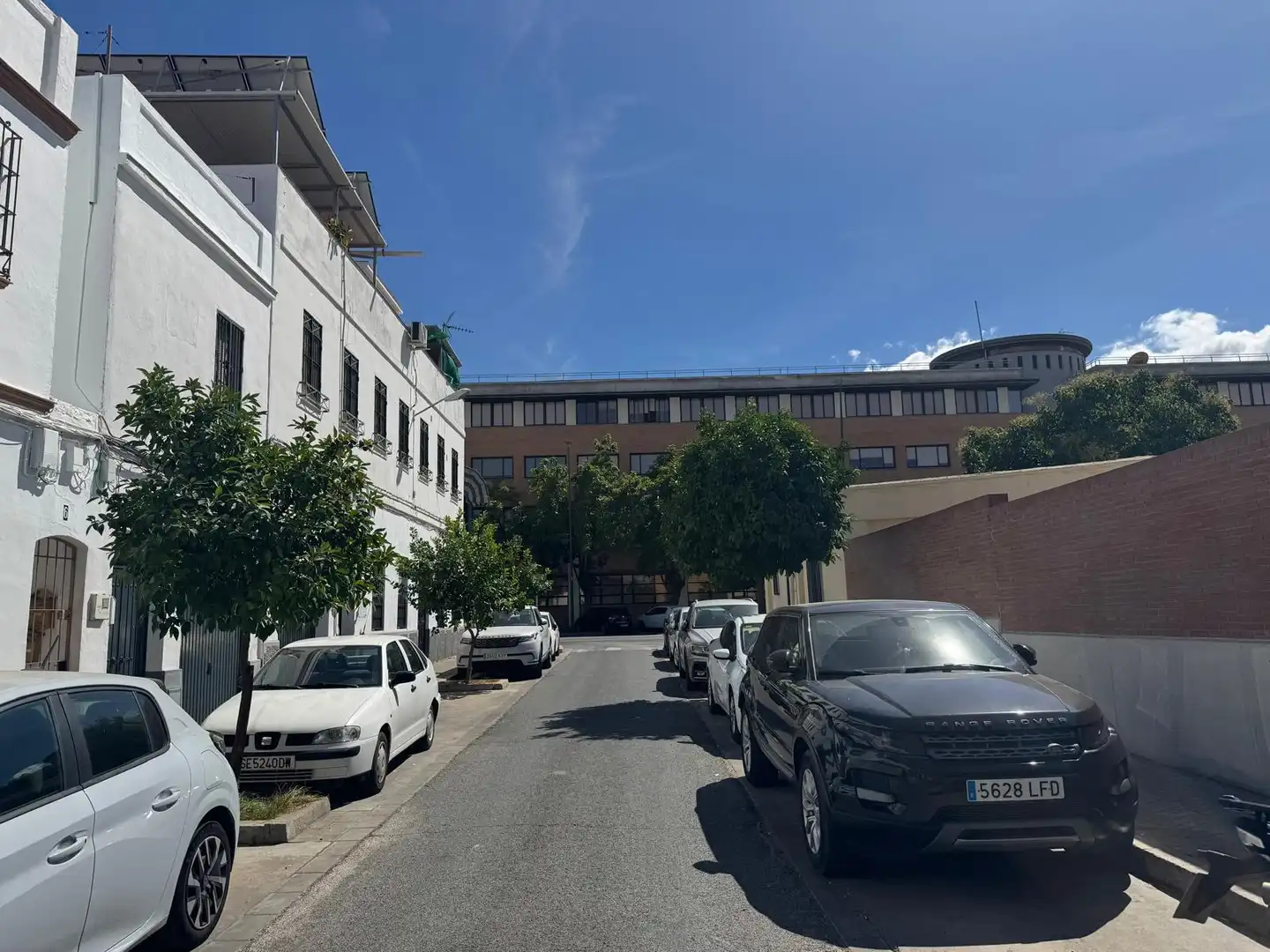 Exterior view of Houses for sale in Sevilla  with Terrace and Balcony