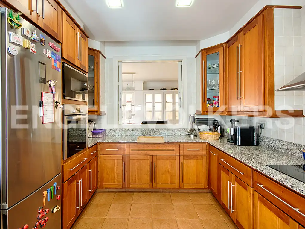 Terraced house with garden for sale in Carrer de González de Soto, imagen 12