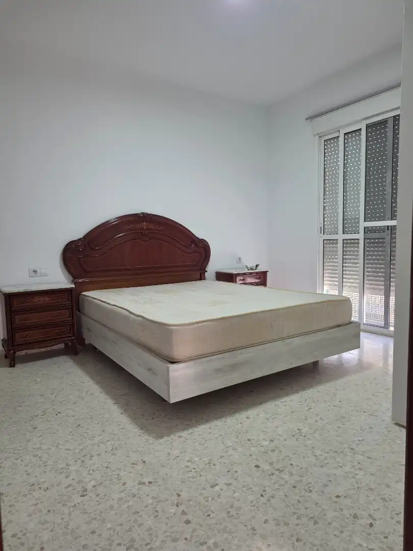 Schlafzimmer von Wohnung zur Miete in Utrera mit Möbliert