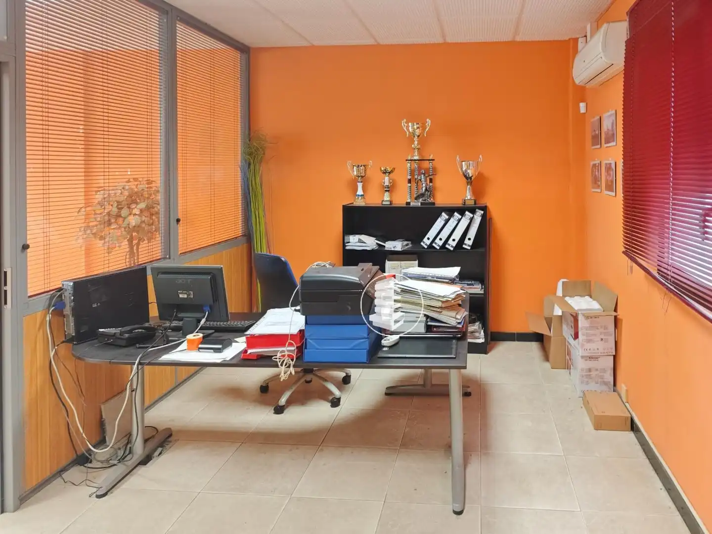 Oficina en venta en El Rosario con Aire acondicionado