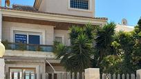 Vista exterior de Casa adosada en venda en Torrevieja