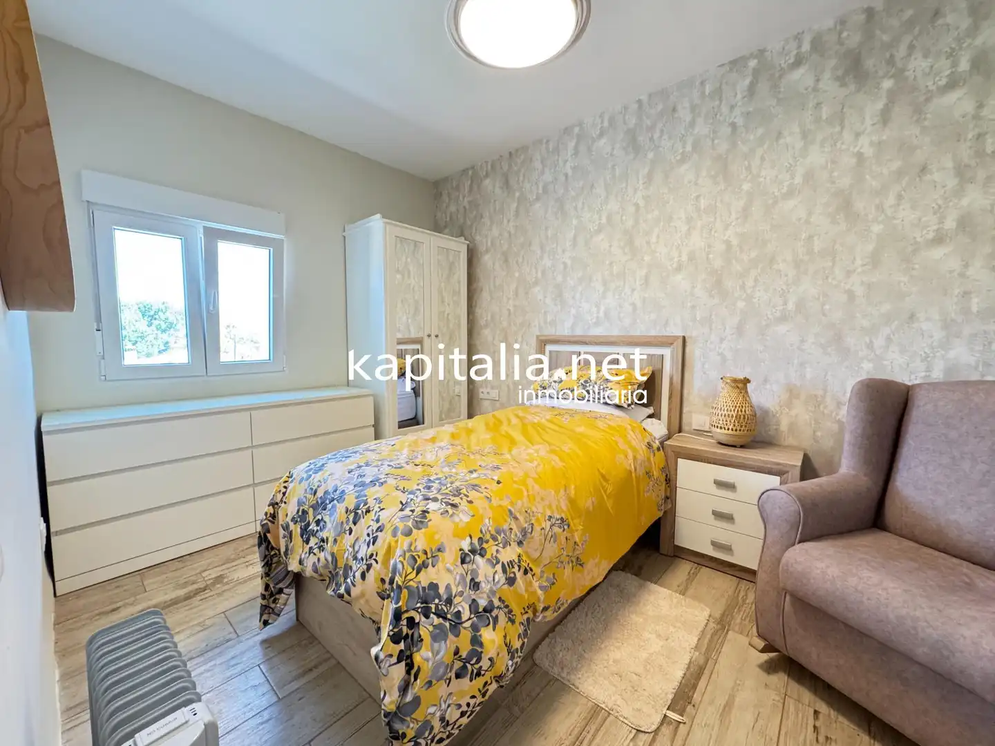 Habitación de Apartamento de alquiler en Ontinyent con Aire acondicionado, Calefacción y Piscina