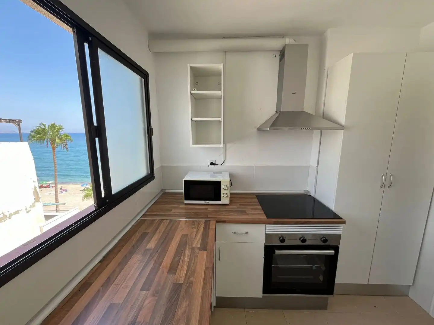 Cocina de Piso en venta en Roquetas de Mar con Terraza, Amueblado y Horno