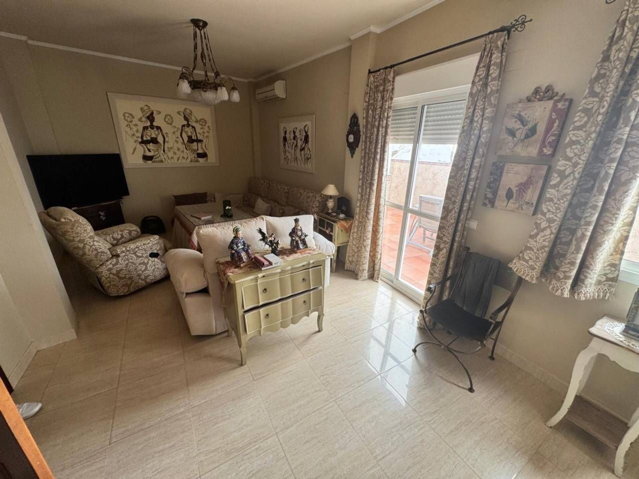 Living room of House or chalet to rent in Morón de la Frontera  with Air Conditioner