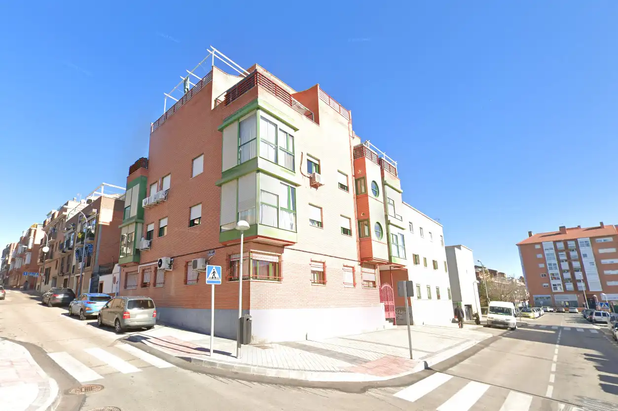 Außenansicht von Geschaftsraum zum Verkauf in Madrid