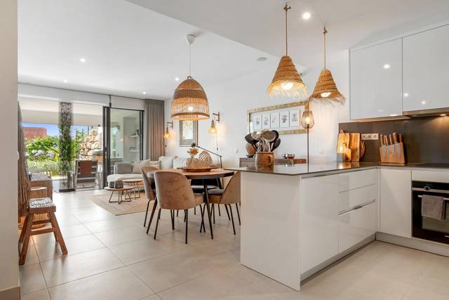 Apartamento en Venta en Urbanizacion Estepona Golf en Estepona Golf