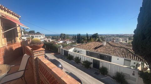 Foto 2 de Casa adosada en venta en Calle Miguel de Unamuno, 45, Las Brisas, Marbella