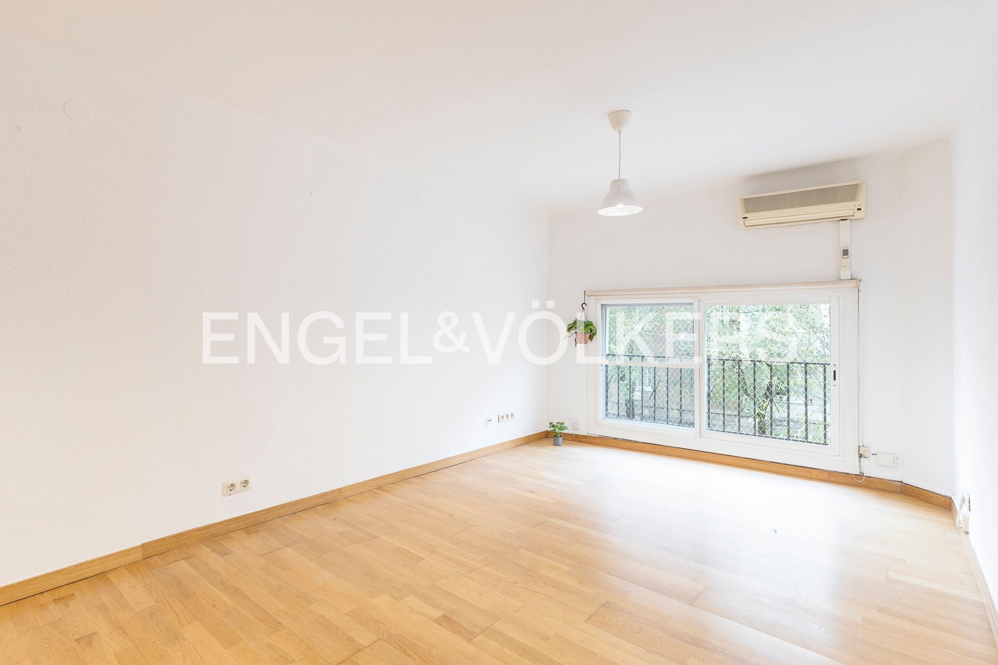 Sala de estar de Piso en venta en  Barcelona Capital con Calefacción