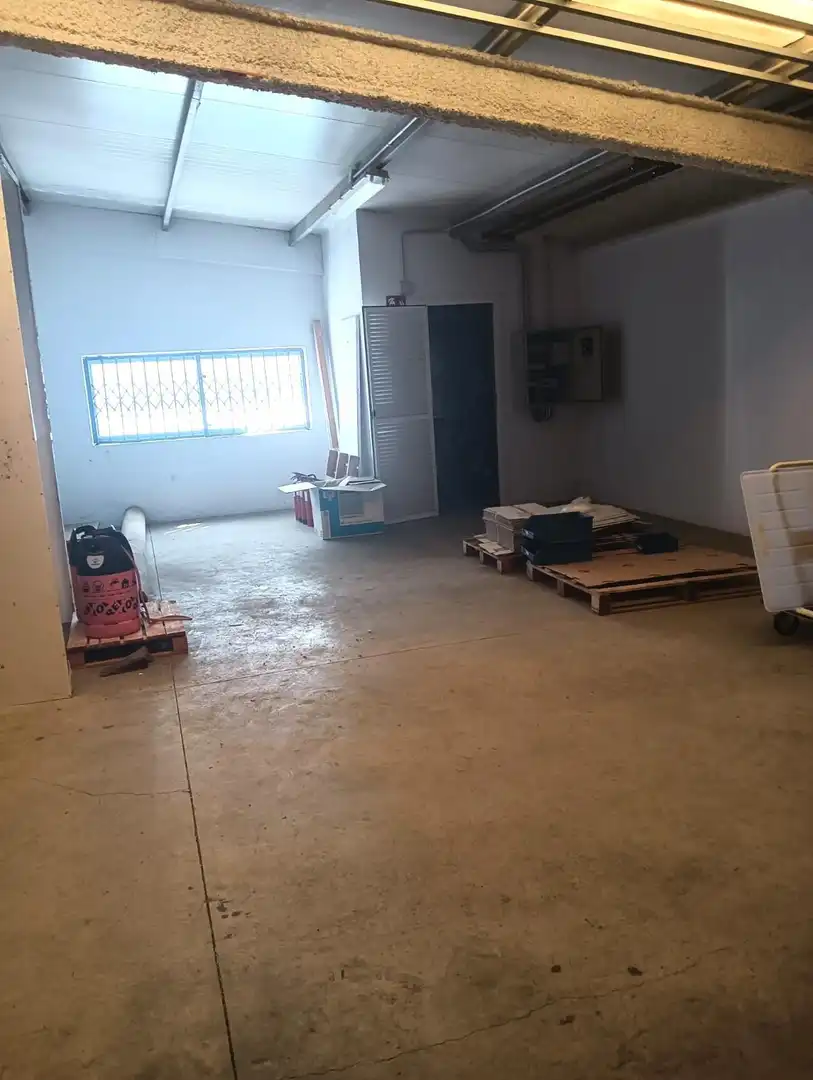 Industrial building for sale in Nuevo Parque - Los Rosales - Tráfico Pesado, imagen 4