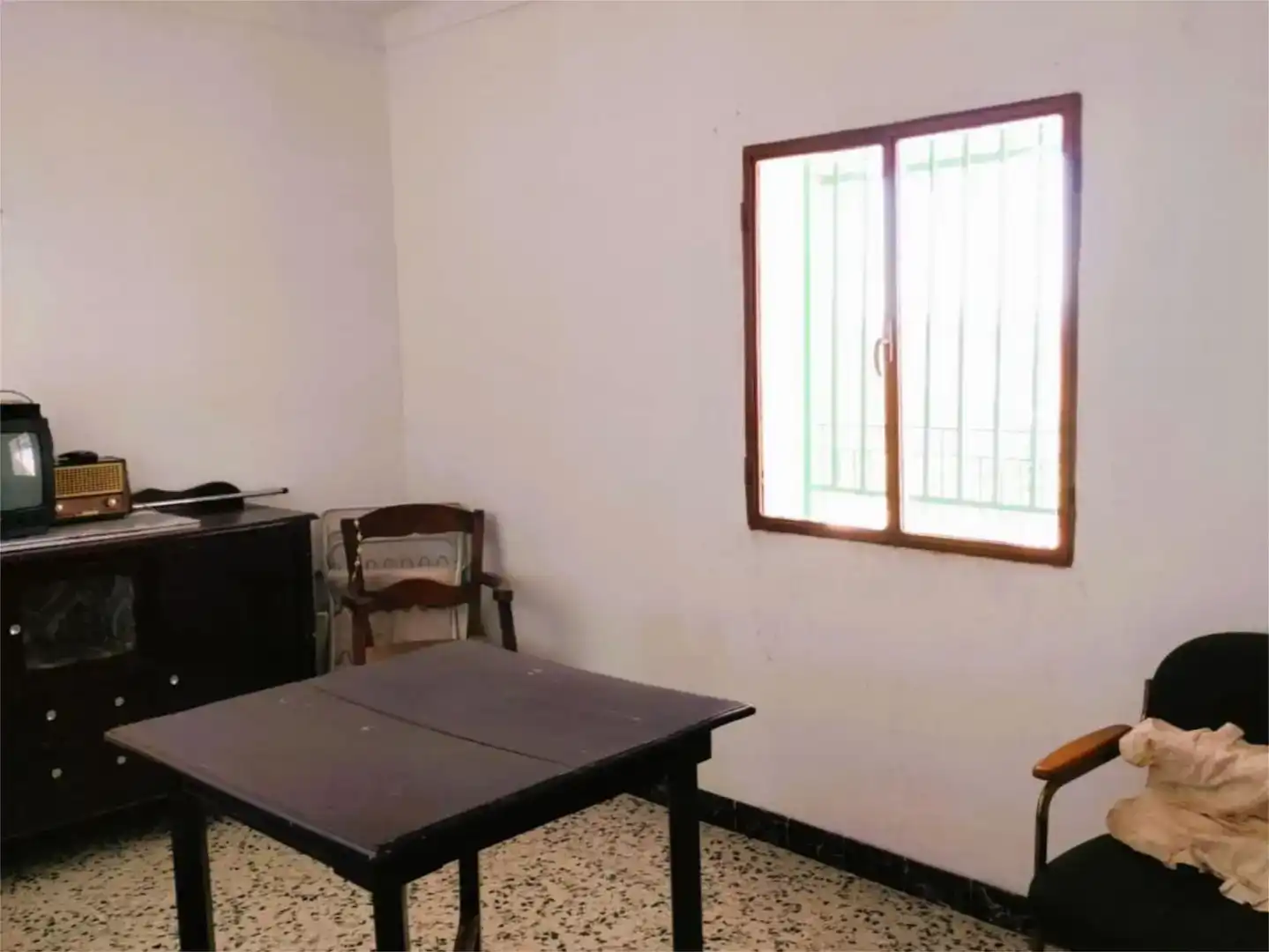 Casa adosada en venda en Cazalilla amb Balcó