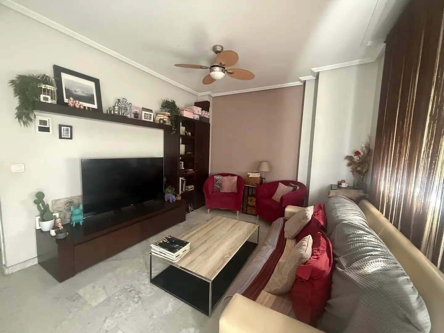 Sala de estar de Ático en venta en Mérida con Aire acondicionado y Terraza