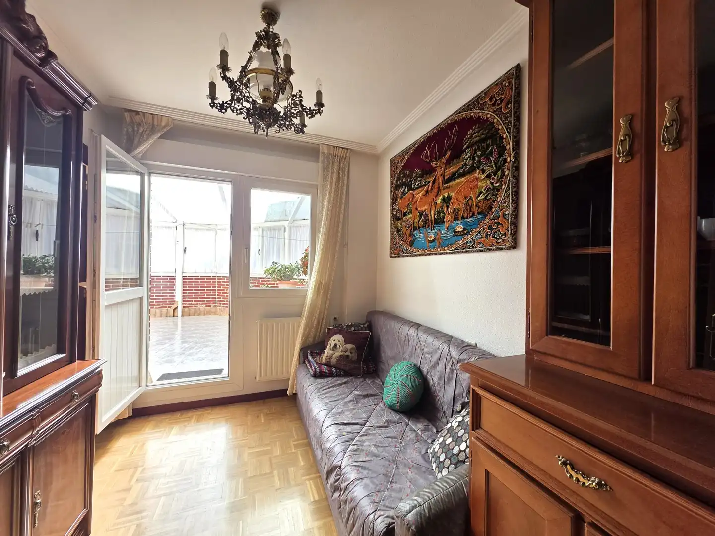 Wohnzimmer von Wohnung zum Verkauf in Siero mit Heizung, Parkett und Terrasse