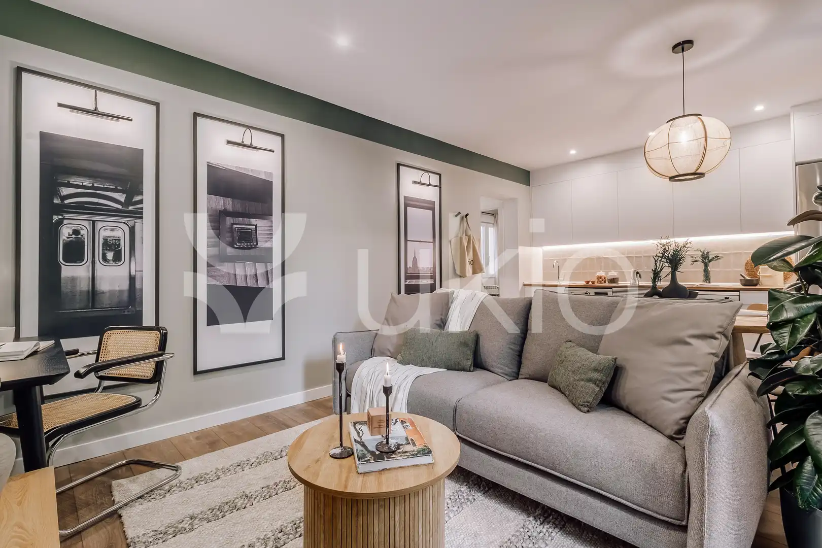 Living room of Apartments for rent in Madrid  with Air Conditioner, Heating and Furnished