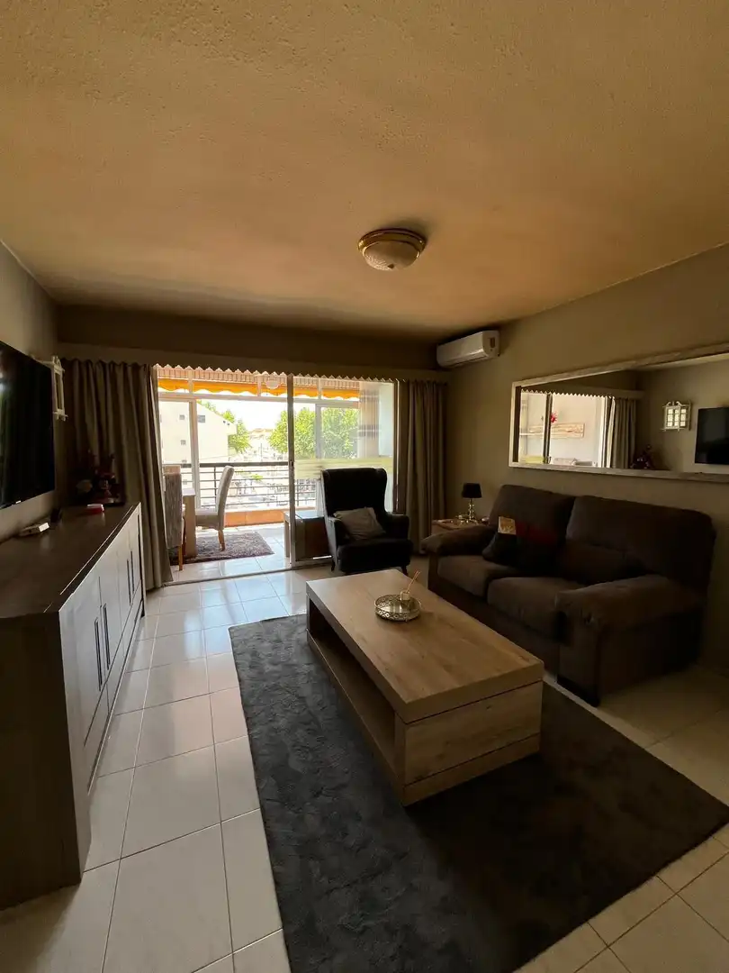 Sala d'estar de Apartament en venda en Benidorm amb Aire condicionat, Calefacció i Moblat