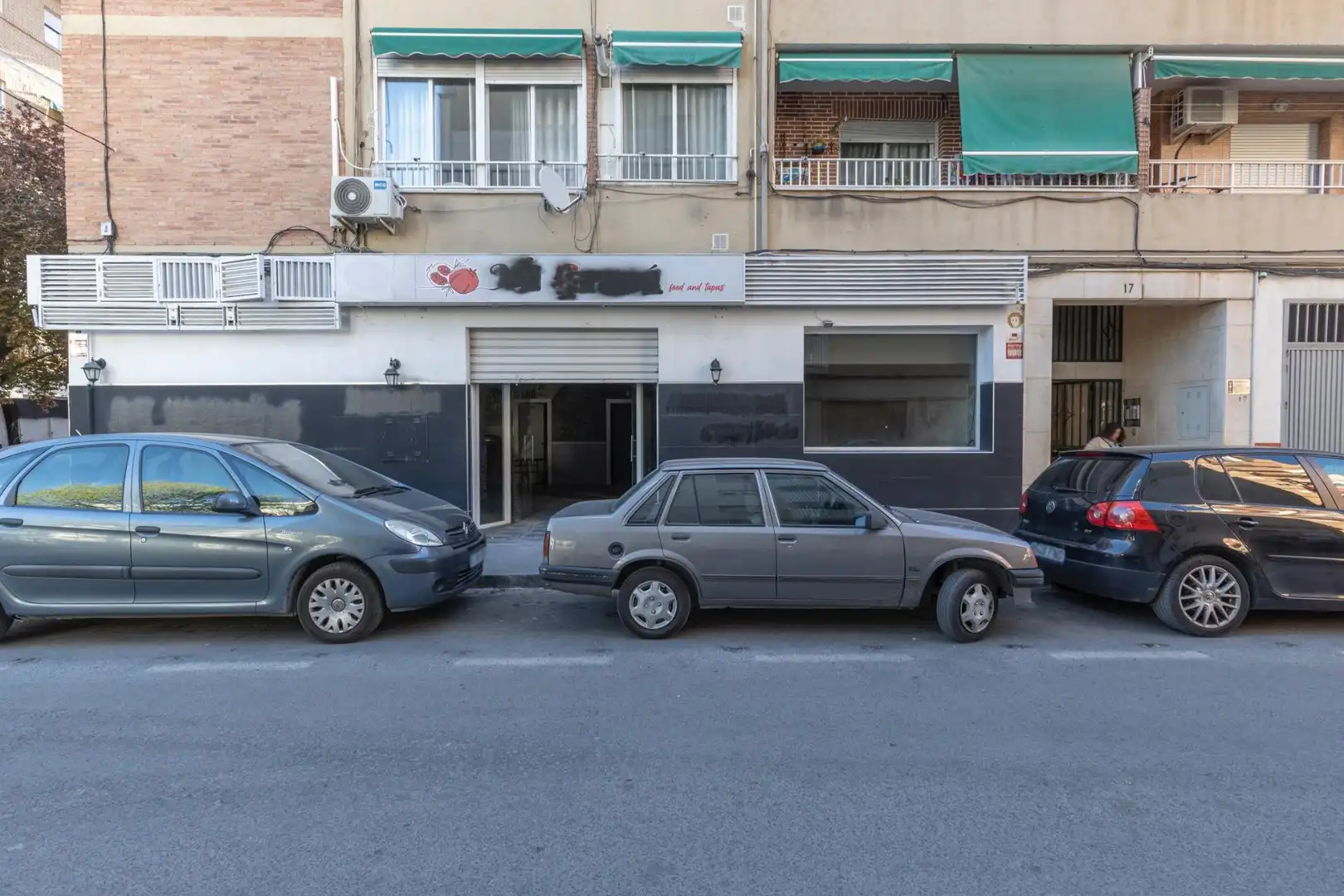 Commercial properties for sale in Granada  with Air Conditioner and Furnished