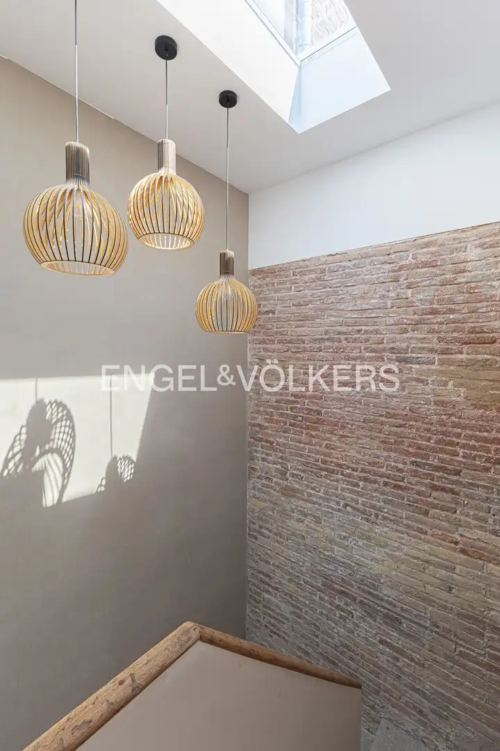 Houses for sale in Barcelona  with Air Conditioner, Heating and Private garden
