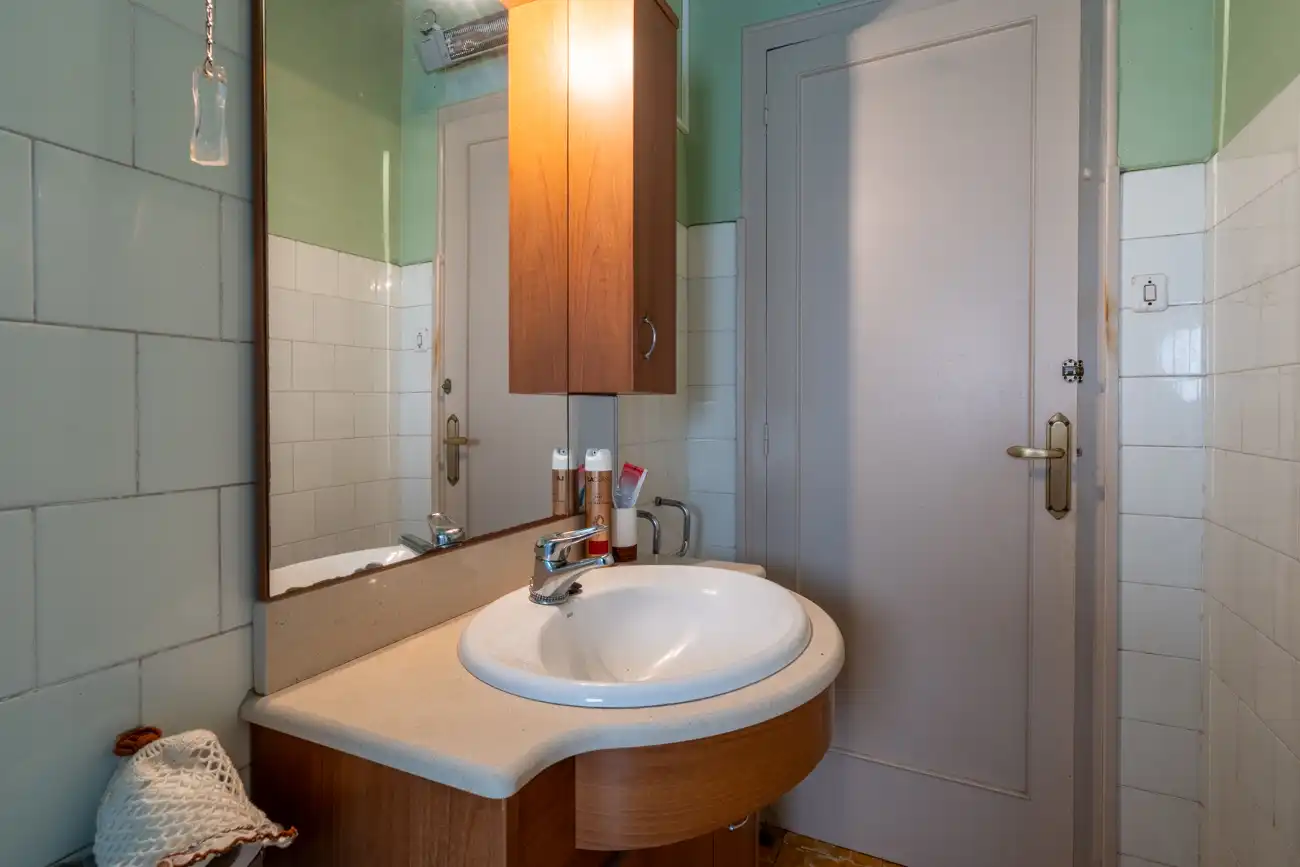 Bathroom of Houses for sale in Tortosa  with Heating, Terrace and Furnished