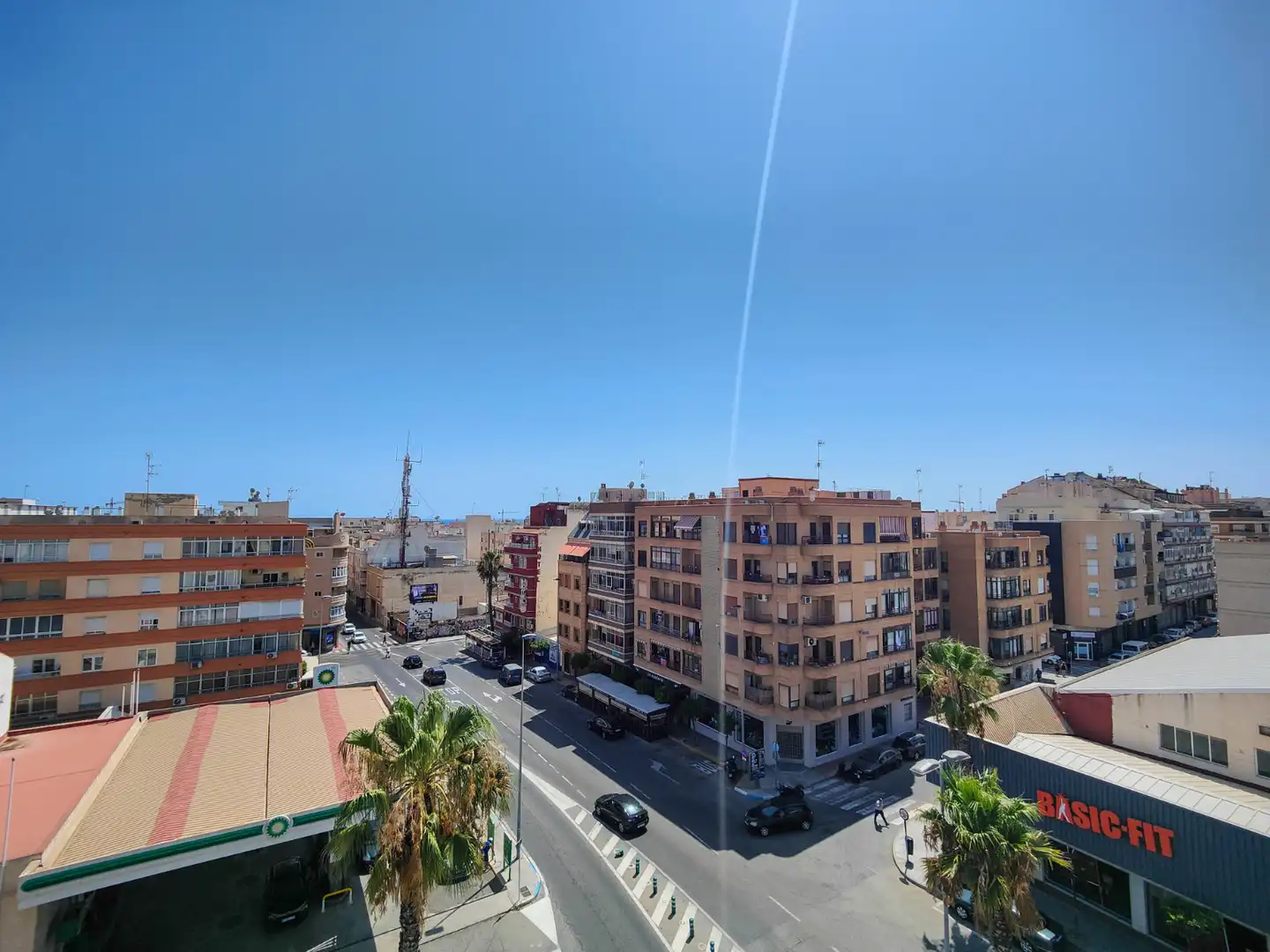 Außenansicht von Dachboden zur Miete in Torrevieja mit Terrasse, Möbliert und Ofen