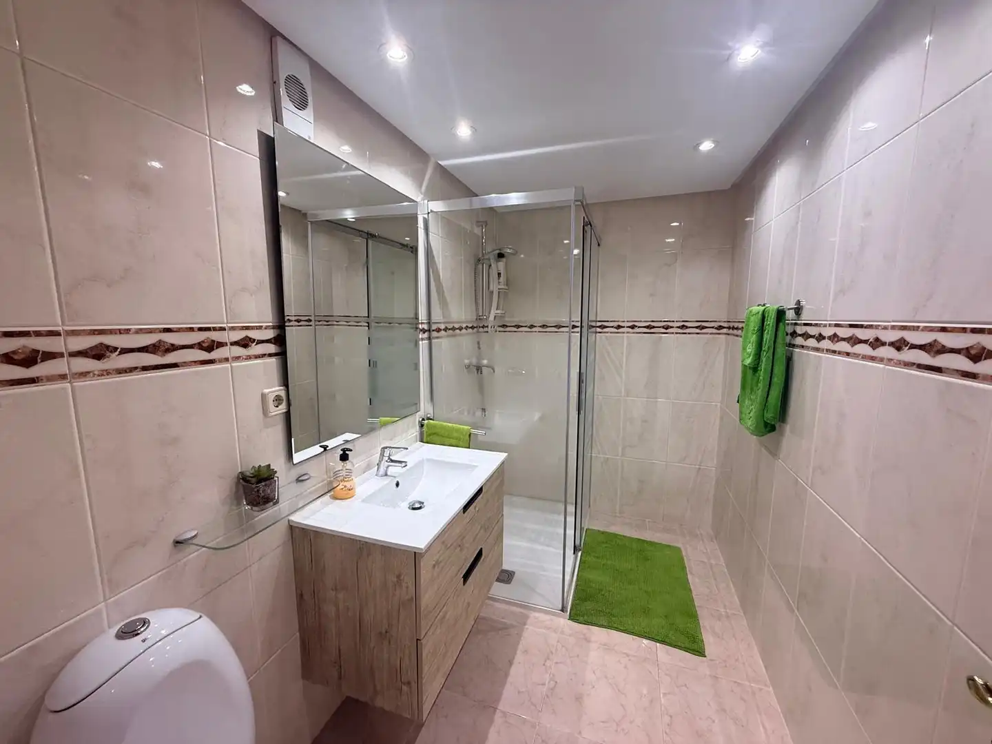 Bany de Apartament en venda en Playa Levante