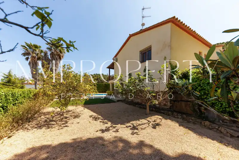 Vista exterior de Casa o chalet de alquiler en Castell d'Aro, Platja d'Aro i s'Agaró con Aire acondicionado, Calefacción y Jardín privado