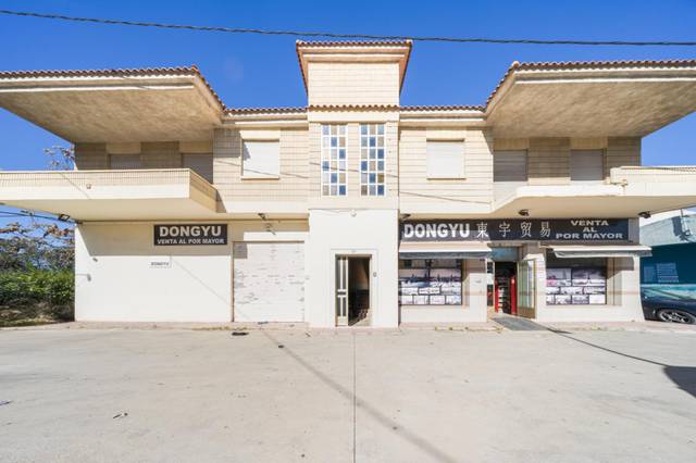 Edificio en Venta en Avenida REGION DE MURCIA en Los Dolores