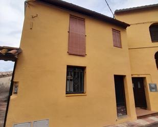 Vista exterior de Casa adosada de lloguer en Tortellà amb Calefacció, Traster i Moblat