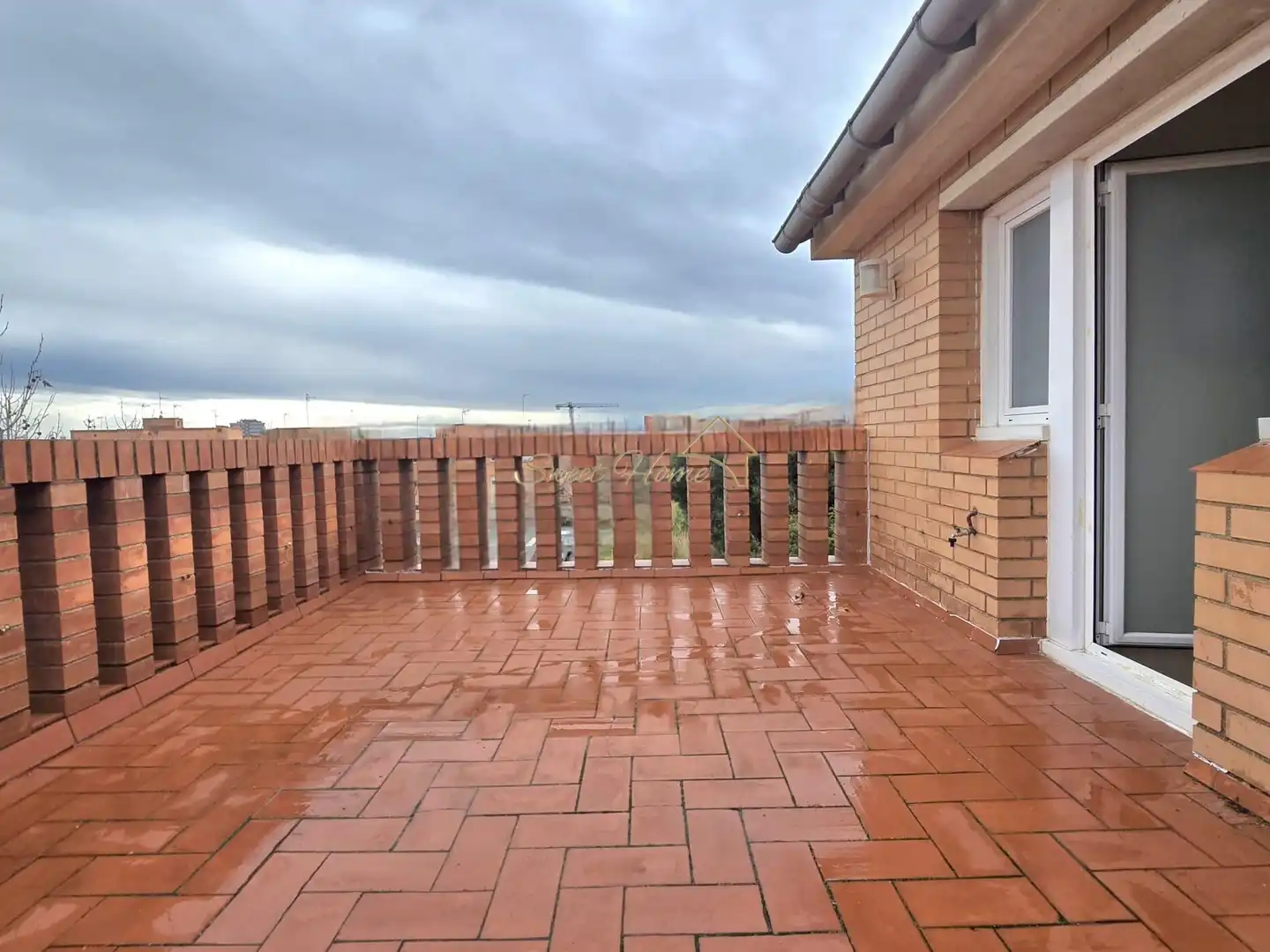 Terraza de Casa adosada en venta en Tiana con Aire acondicionado, Calefacción y Jardín privado
