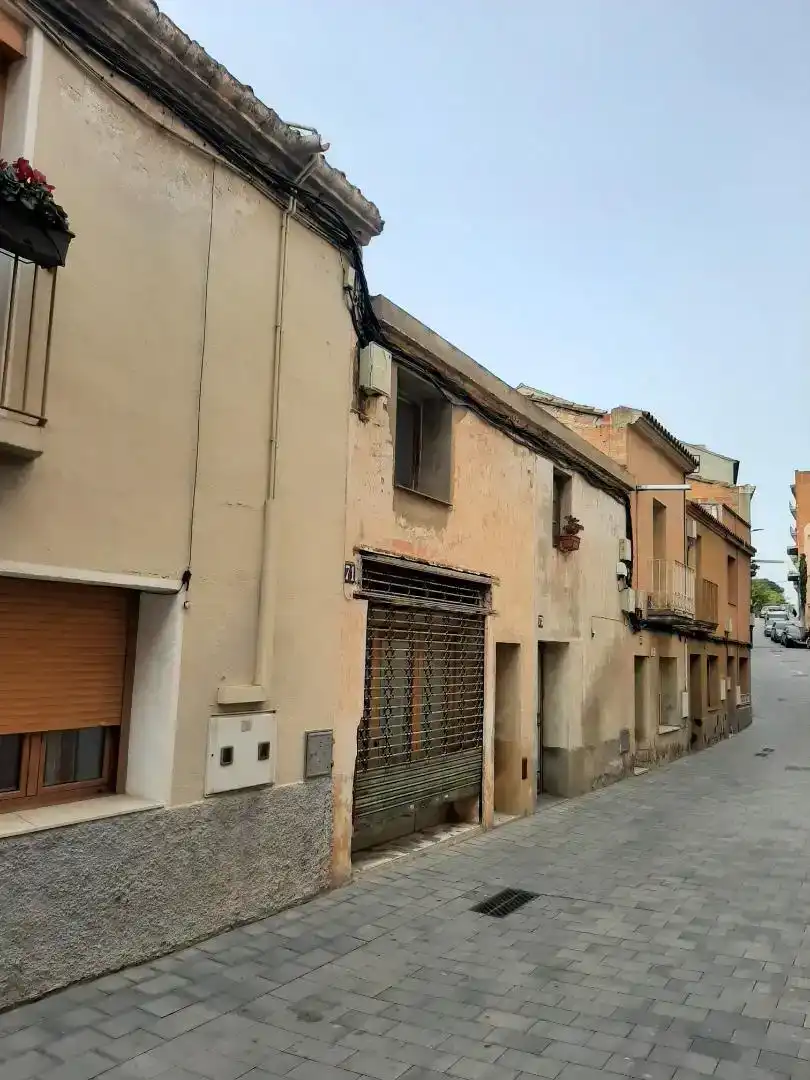 Vista exterior de Casa o xalet en venda en Castellbisbal