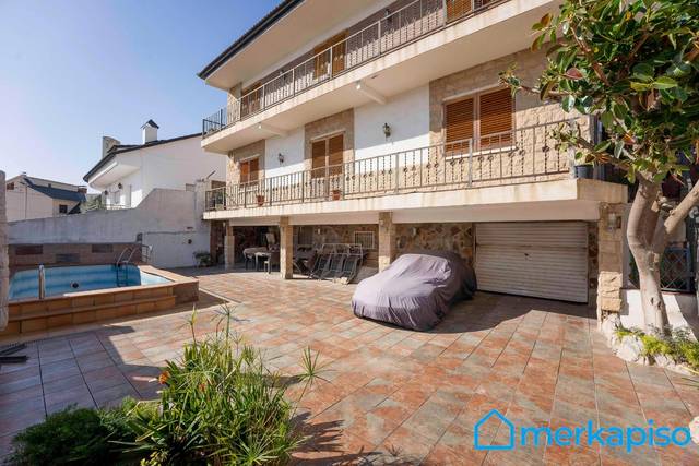 Casa-chalet en Venta en Torrent Ballester
