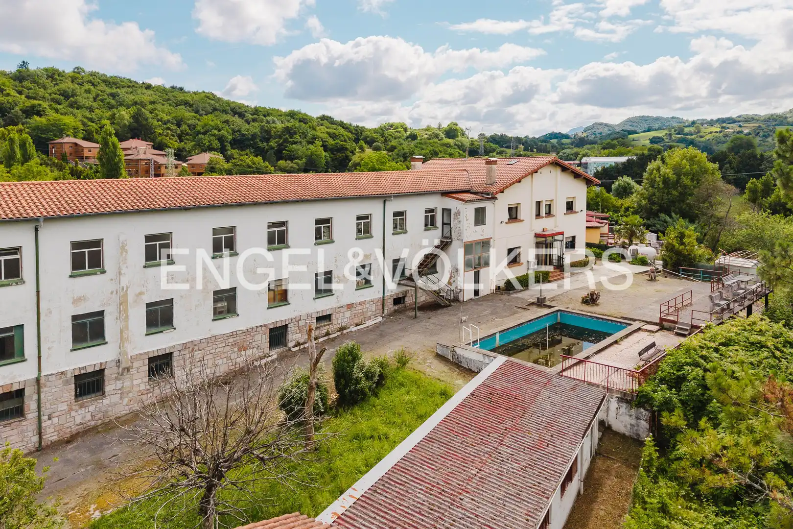 Exterior view of Houses for sale in Donostia - San Sebastián   with Air Conditioner, Heating and Private garden