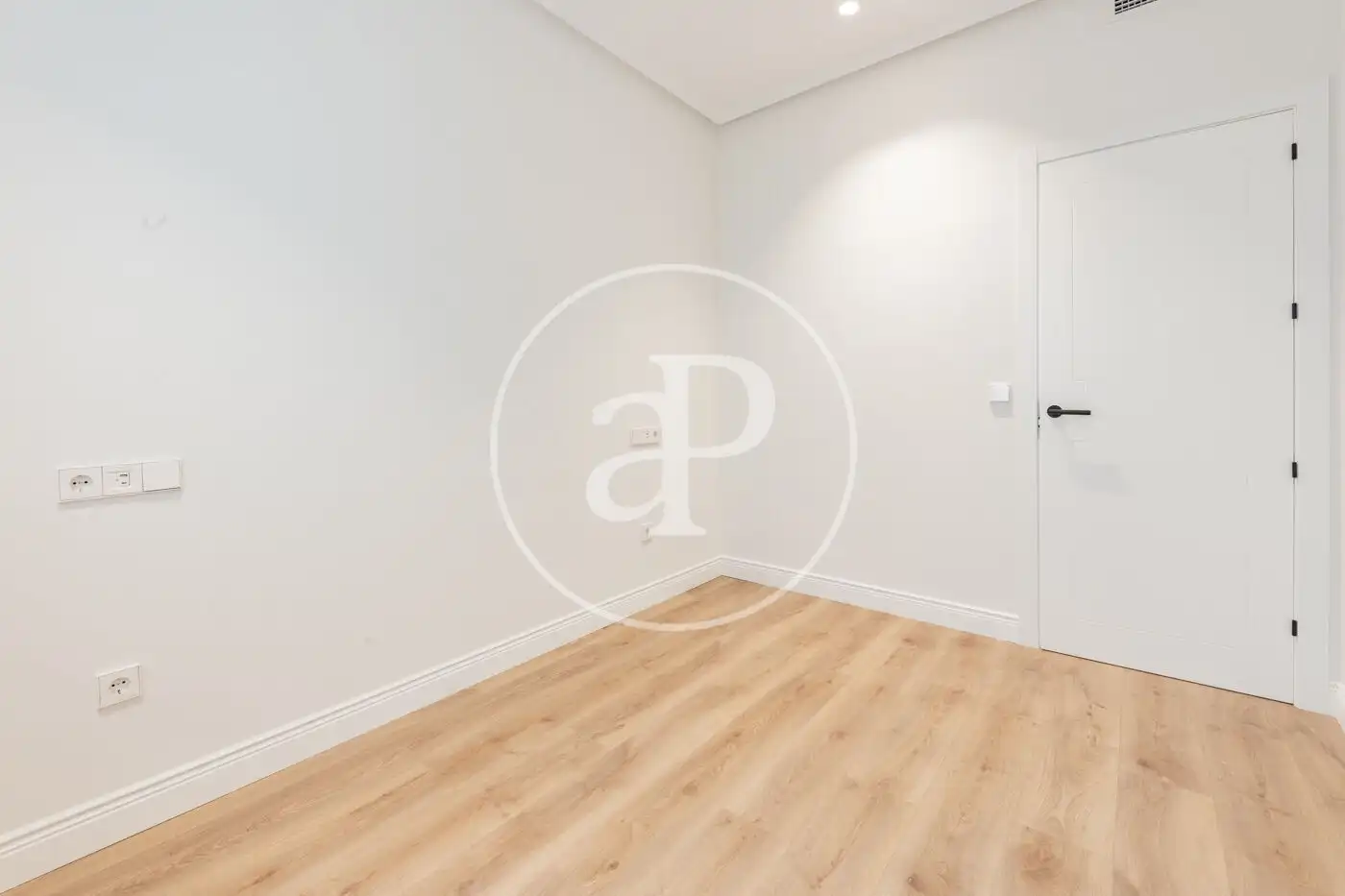 Habitación de Piso en venta en Madrid con Aire acondicionado, Calefacción y Terraza