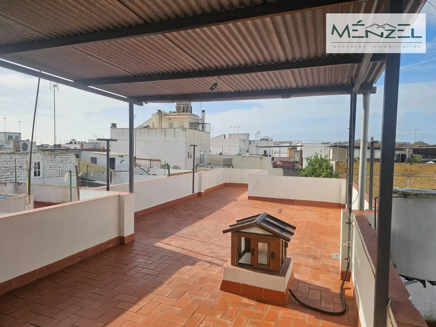 Terrassa de Casa o xalet en venda en Coria del Río amb Aire condicionat, Terrassa i Balcó