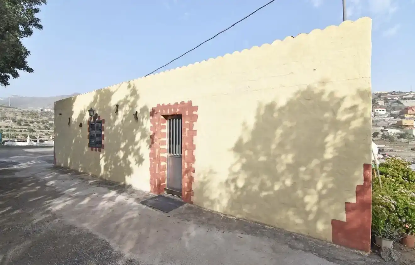 Vista exterior de Finca rústica en venta en Telde con Jardín privado, Trastero y Amueblado