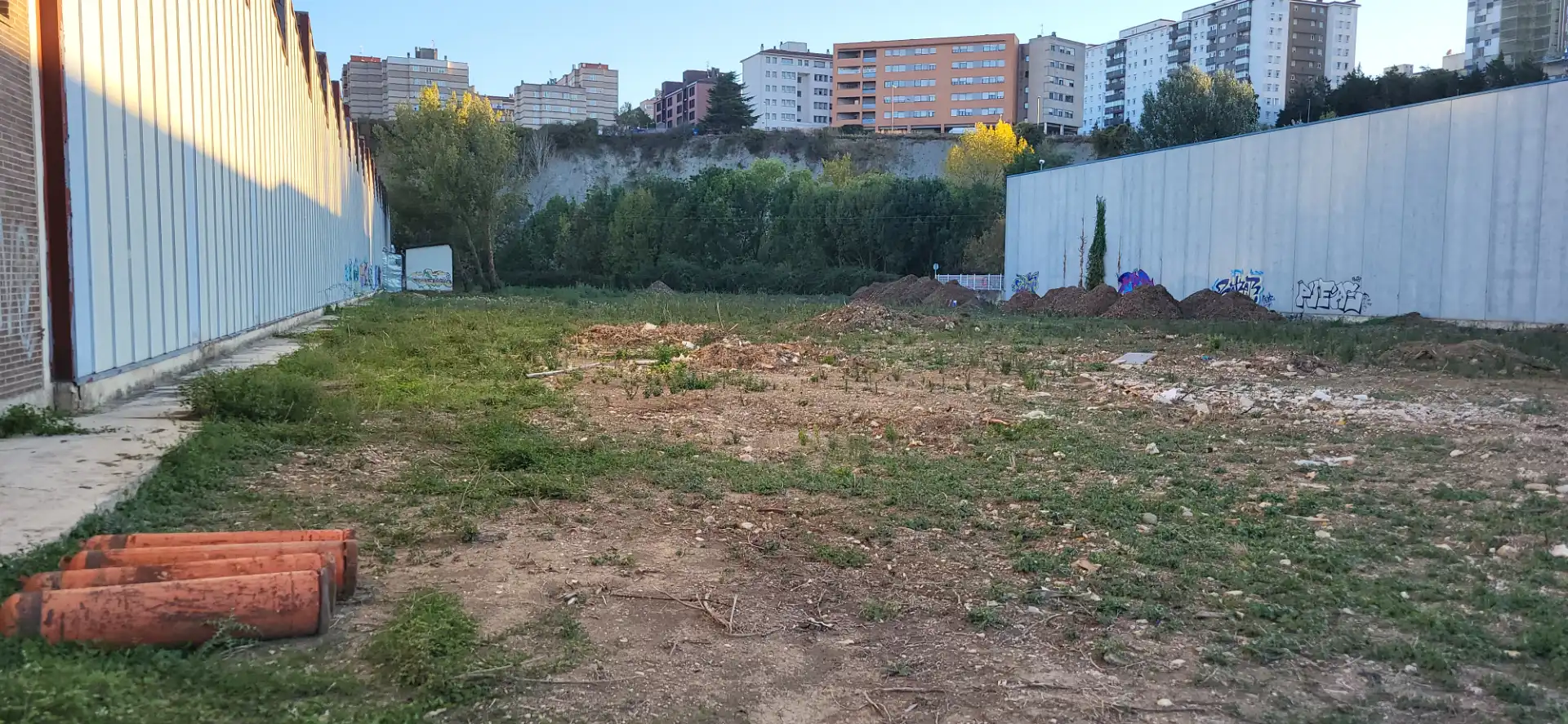 Terreny industrial en venda en  Pamplona / Iruña