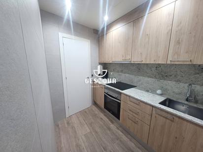 Kitchen of Flat for sale in L'Hospitalet de Llobregat  with Air Conditioner and Heating