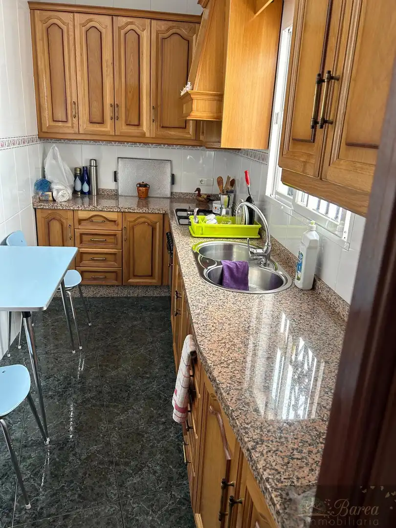 Casa con terraza en venta en Rute