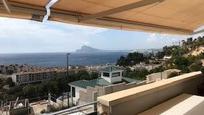 Vista exterior de Pis en venda en Altea amb Terrassa i Piscina