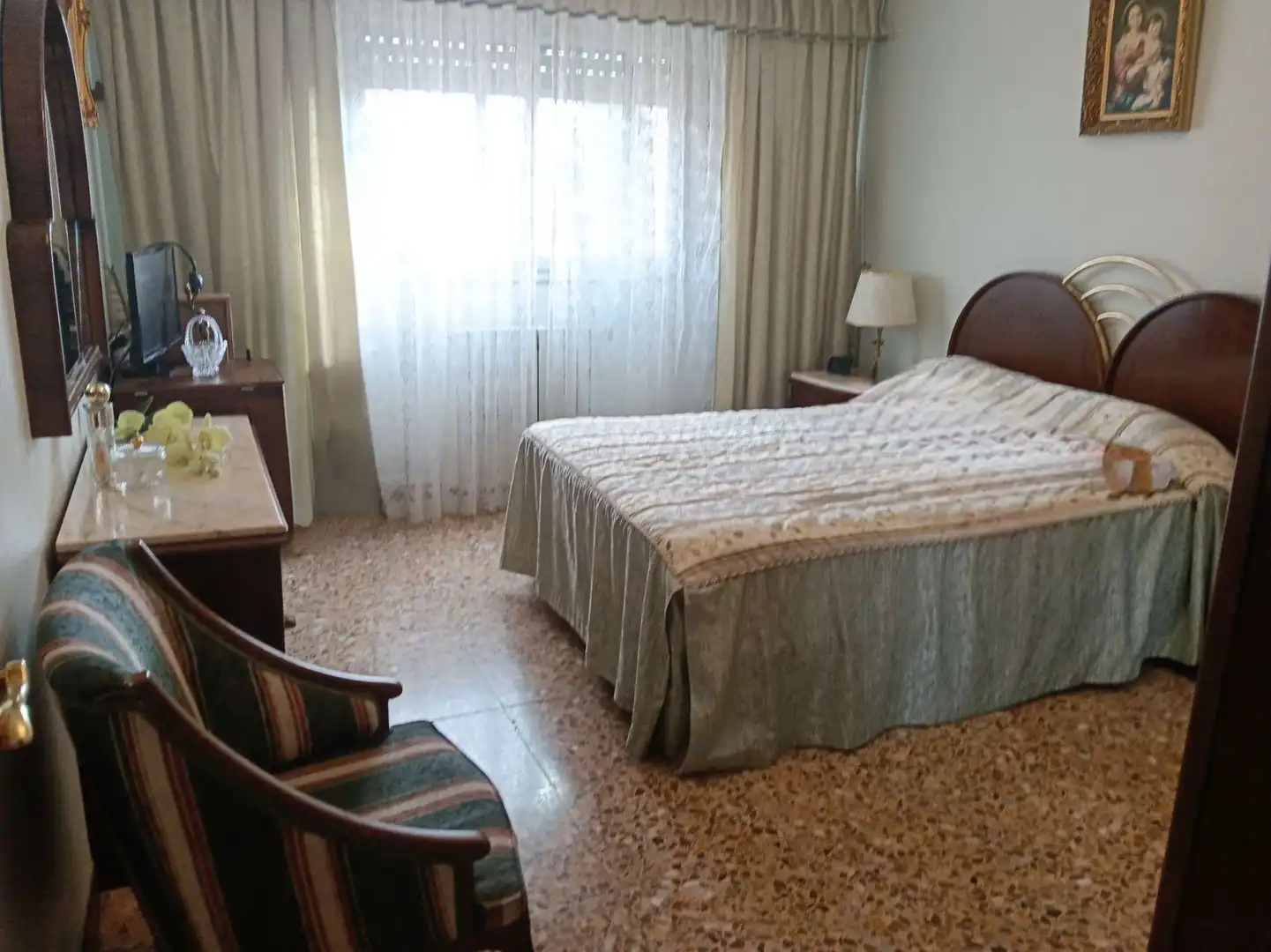 Bedroom of Flat for sale in Zaragoza  with Heating, Terrace and Furnished
